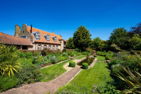 Appletree Barn B